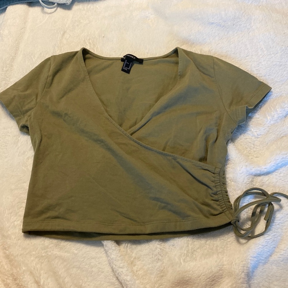 Forever 21, Olive green color